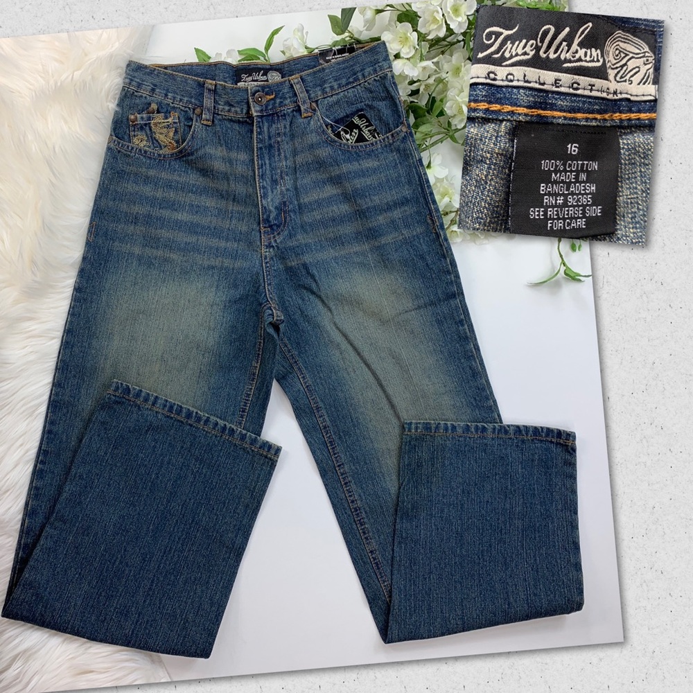 True Urban Jeans‎